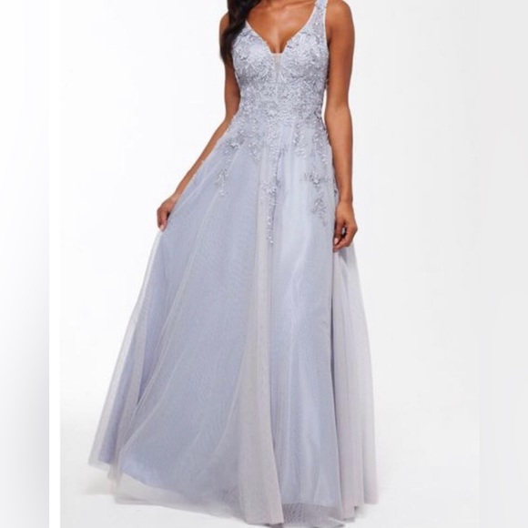 Perfect for a wedding dress or XSCAPE TULLE GOWN-EMBROIDERED